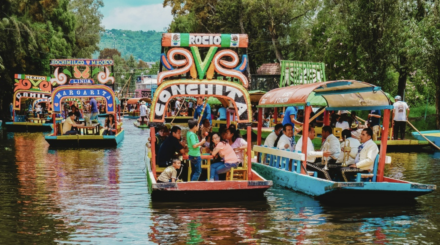 Mariachi on the canals of Xochimilco
